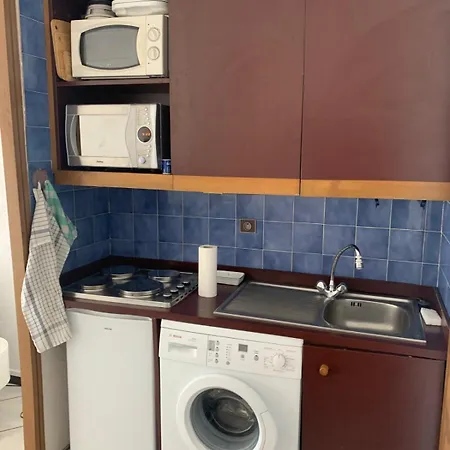 Ideal En Famille, 2 Pieces, Wifi, Piscine, 5 Min A Pieds Des Plages De Juan Les Pins Antibes